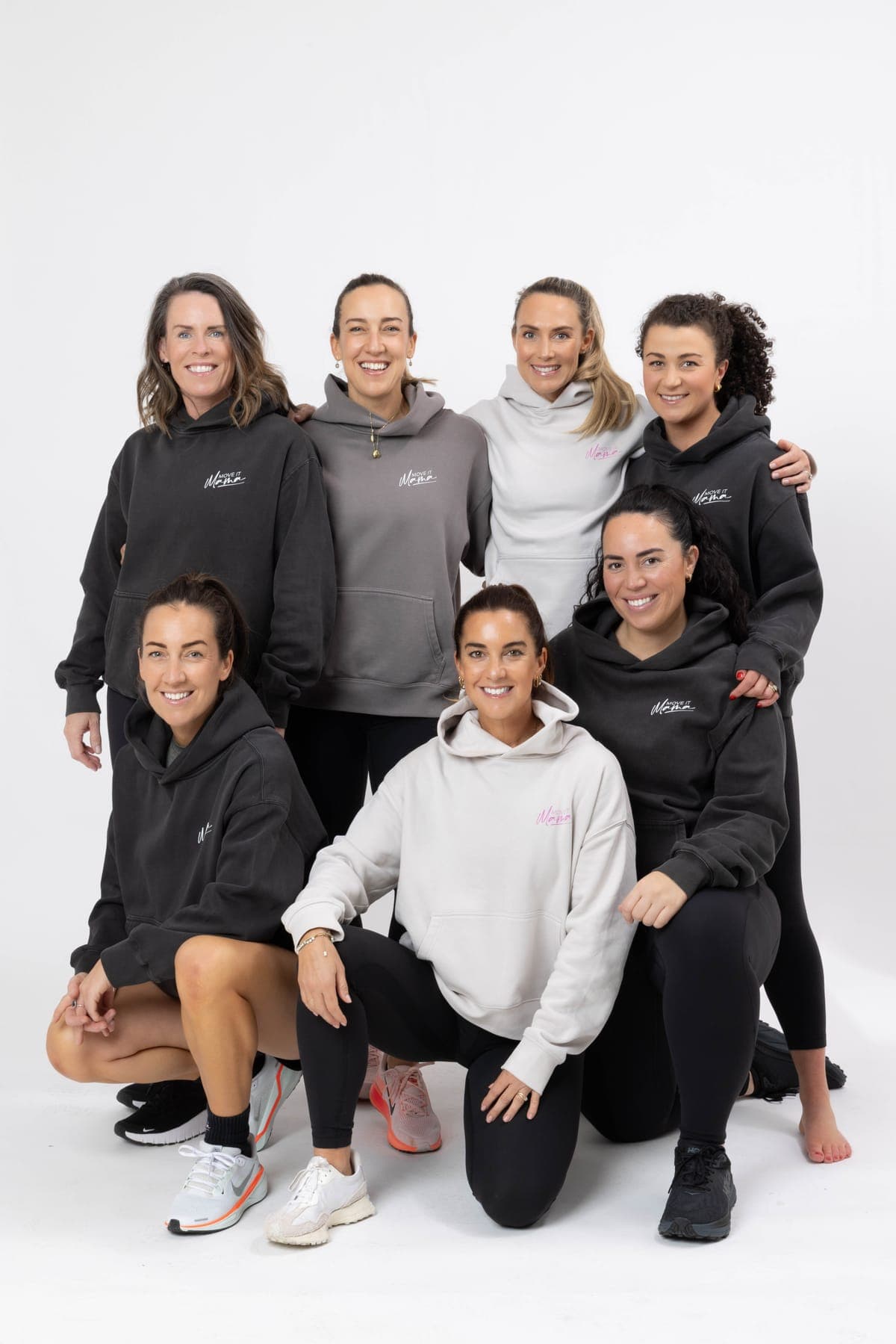 The Move it Mama team